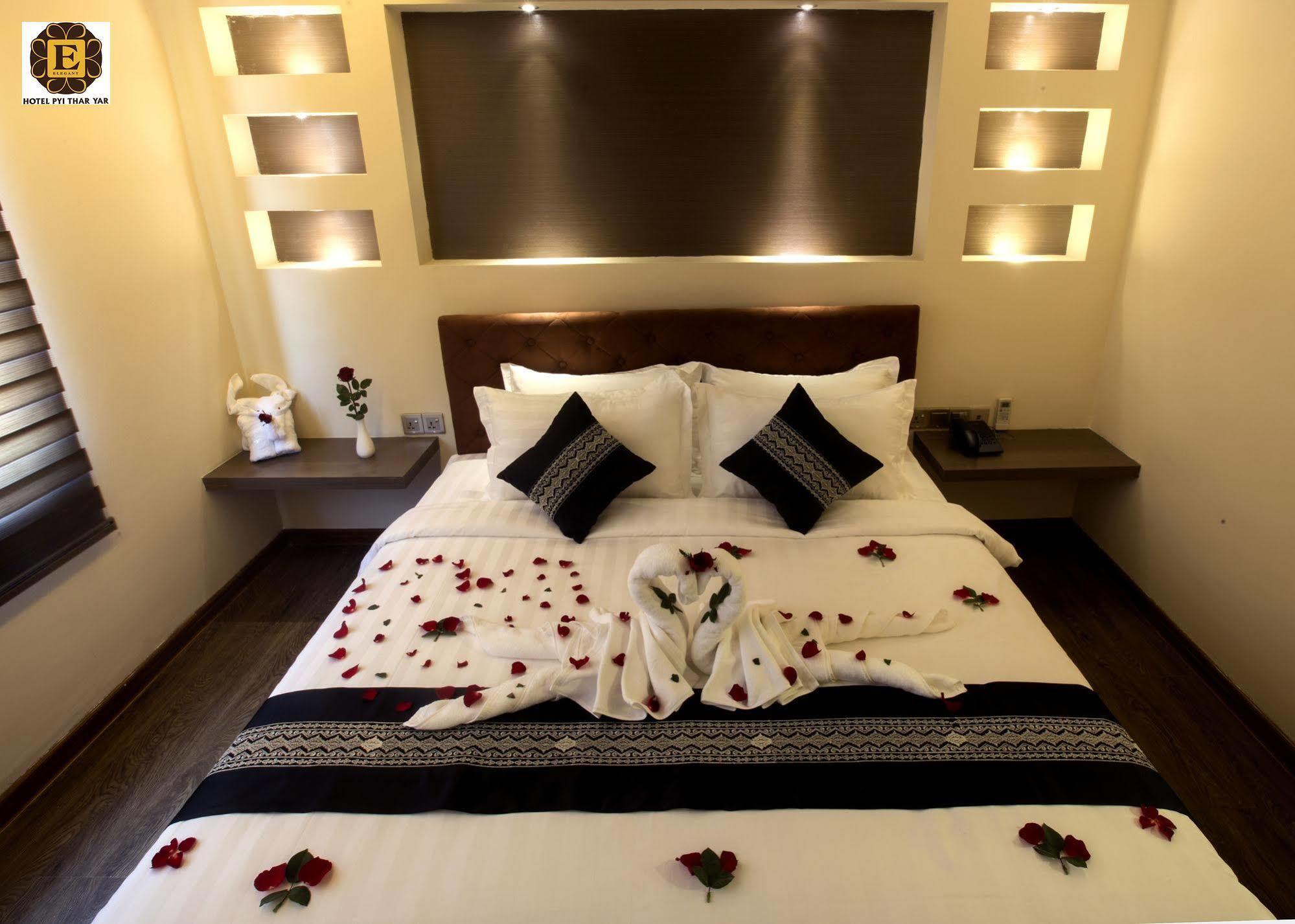 Elegant Hotel Pyi Thar Yar Янгон Екстериор снимка