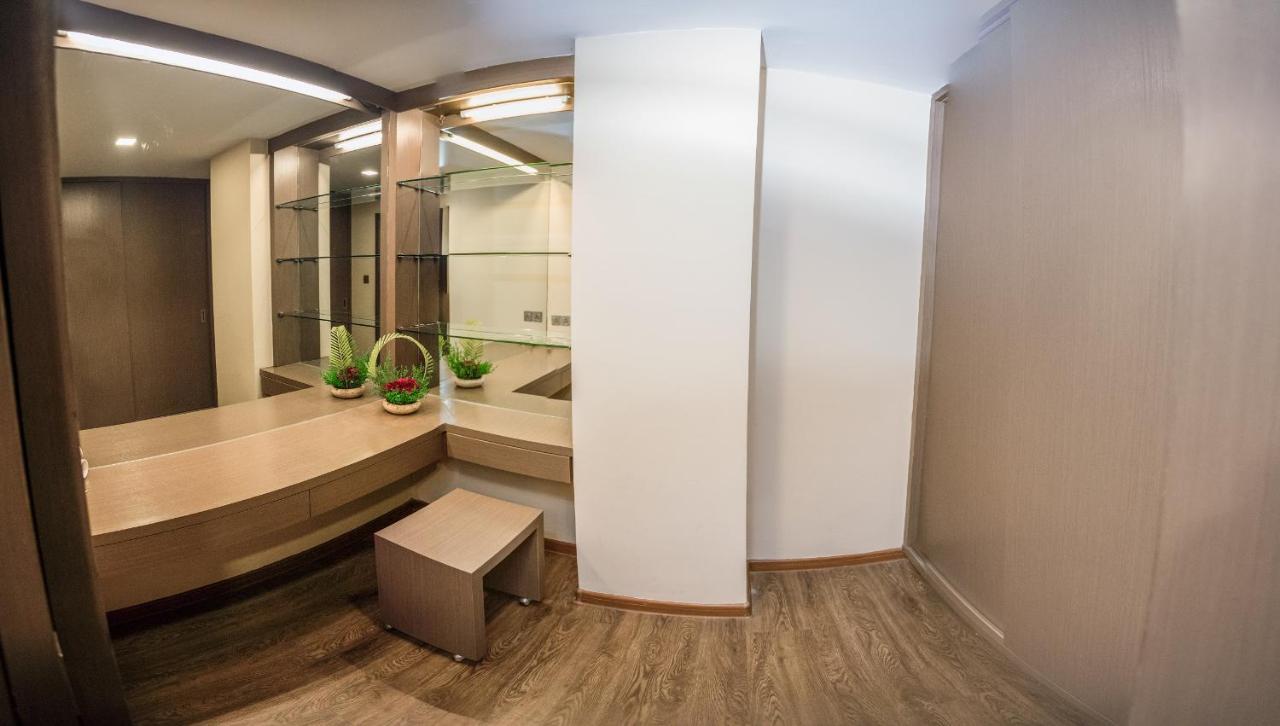 Elegant Hotel Pyi Thar Yar Янгон Екстериор снимка